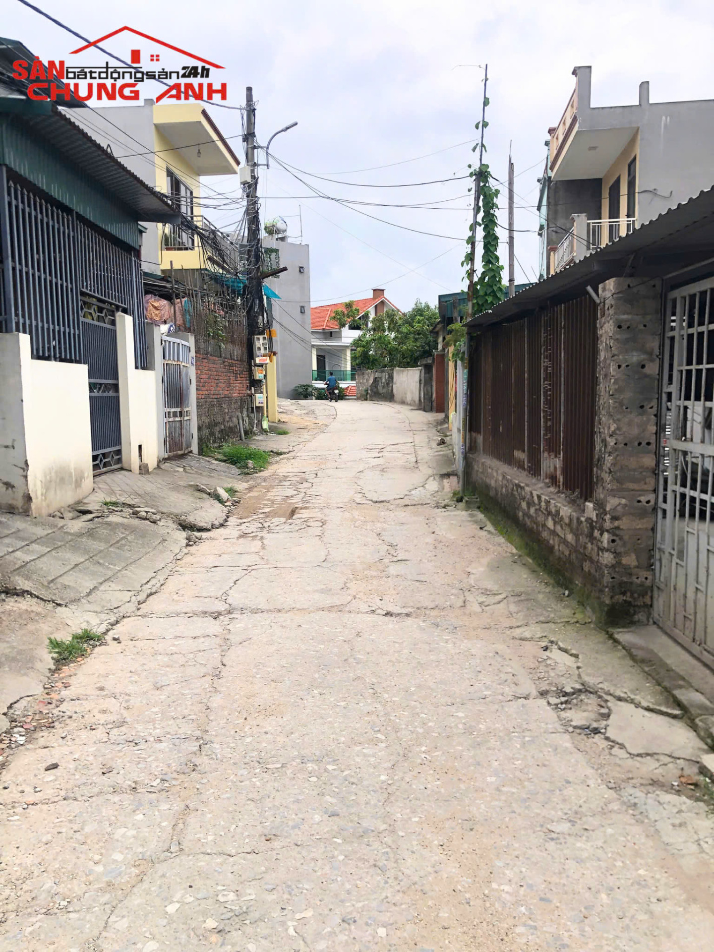 BÁN ĐẤT Ở KHU DÂN CƯ PHƯỜNG CAO XANH - TỈNH QUẢNG NINH