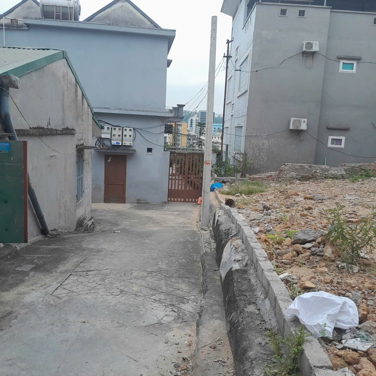 BÁN ĐẤT Ở KHU DÂN CƯ PHƯỜNG HỒNG GAI - QUẢNG NINH