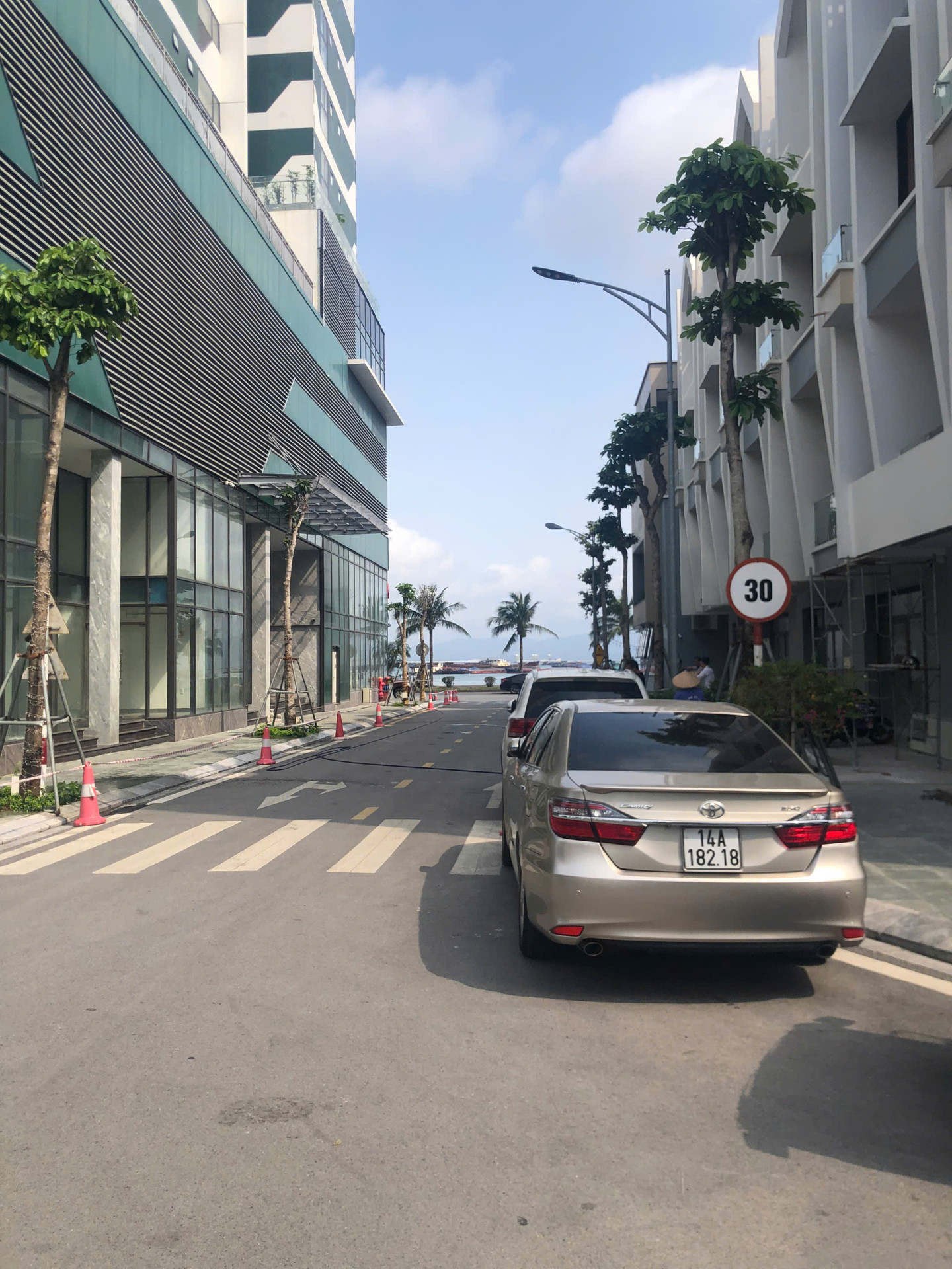 THUÊ TẦNG 1+2 NHÀ LIỀN KỀ PHƯỜNG HỒNG GAI - QUẢNG NINH.