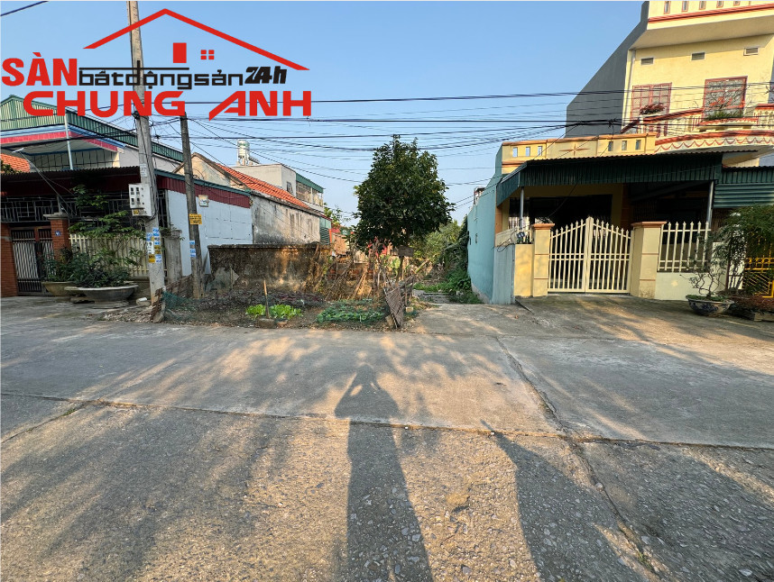 BÁN ĐẤT Ở KHU DÂN CƯ  KHU PHỐ 10 - PHƯỜNG QUẢNG YÊN - TỈNH QUẢNG NINH