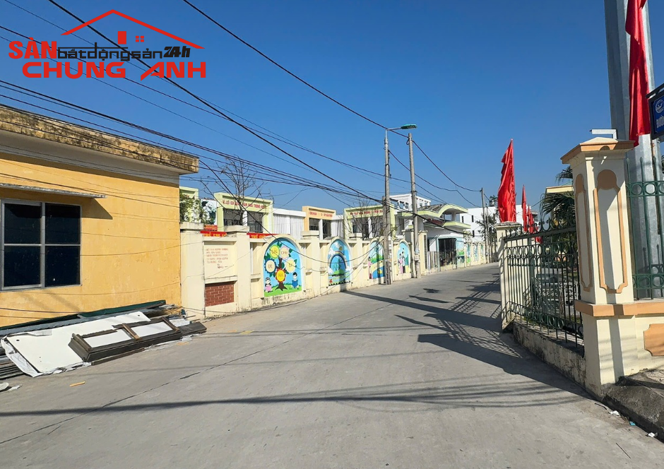 BÁN ĐẤT Ở KHU DÂN CƯ CƯ KHU PHỐ 3 YÊN GIANG - PHƯỜNG QUẢNG YÊN - TỈNH QUẢNG NINH