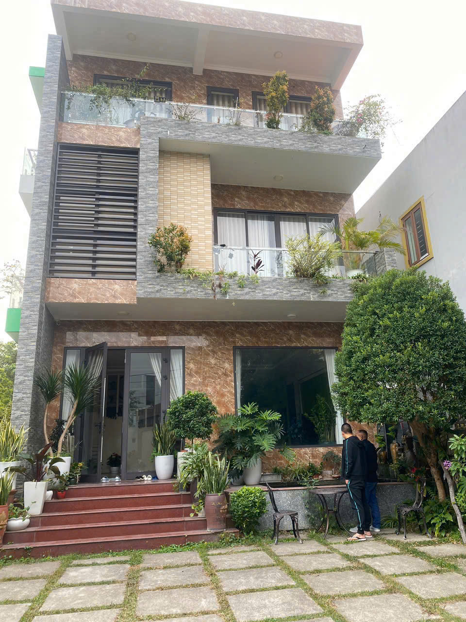 BÁN BIỆT THỰ 3 TẦNG ĐẶC KHU VÂN ĐỒN - TỈNH QUẢNG NINH