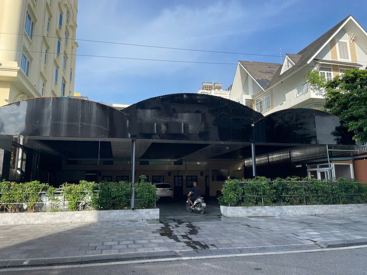 CHO THUÊ NHÀ HÀNG 3 TẦNG PHƯỜNG BÃI CHÁY - QUẢNG NINH.