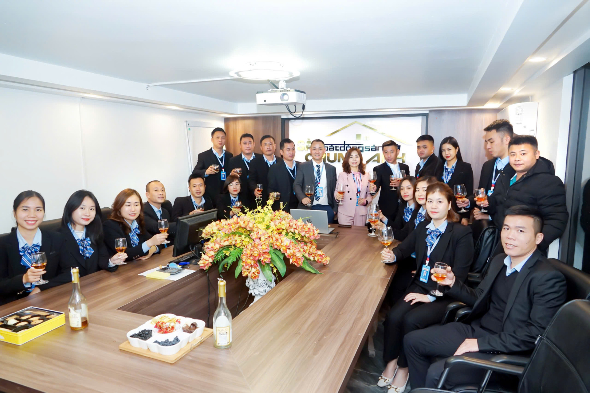 CHỂ ĐỘ PHÚC LỢI HẤP DẪN