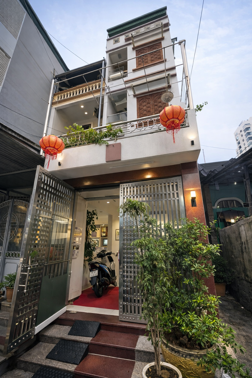 BÁN NHÀ PHỐ 3,5 TẦNG PHƯỜNG HỒNG GAI - TỈNH QUẢNG NINH