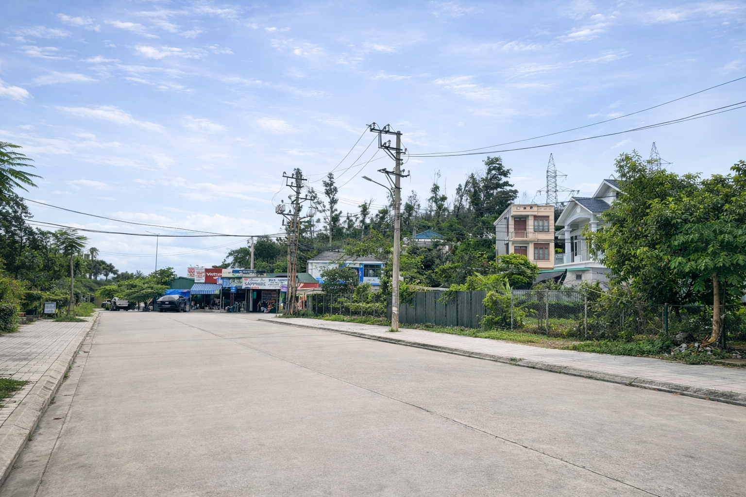 BÁN ĐẤT Ở KHU DÂN CƯ PHƯỜNG CAO XANH - TỈNH QUẢNG NINH