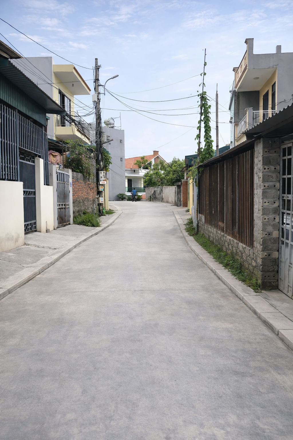 BÁN ĐẤT Ở KHU DÂN CƯ PHƯỜNG CAO XANH - TỈNH QUẢNG NINH