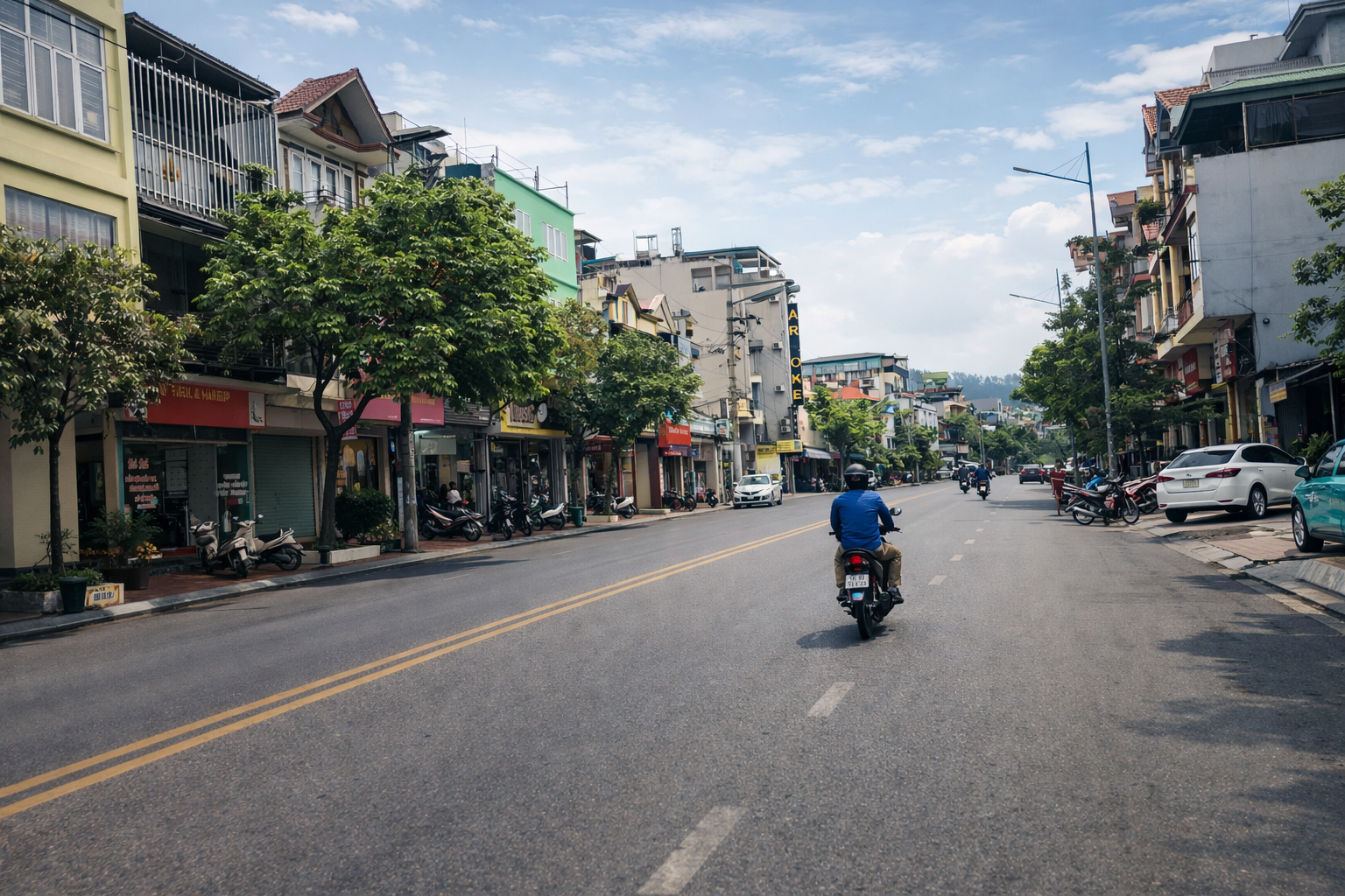 THUÊ NHÀ 4 TẦNG MẶT PHỐ PHƯỜNG HÀ LẦM - TỈNH QUẢNG NINH