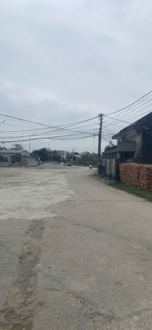 BÁN ĐẤT Ở KHU DÂN CƯ PHƯỜNG HÀ TU - TỈNH QUẢNG NINH