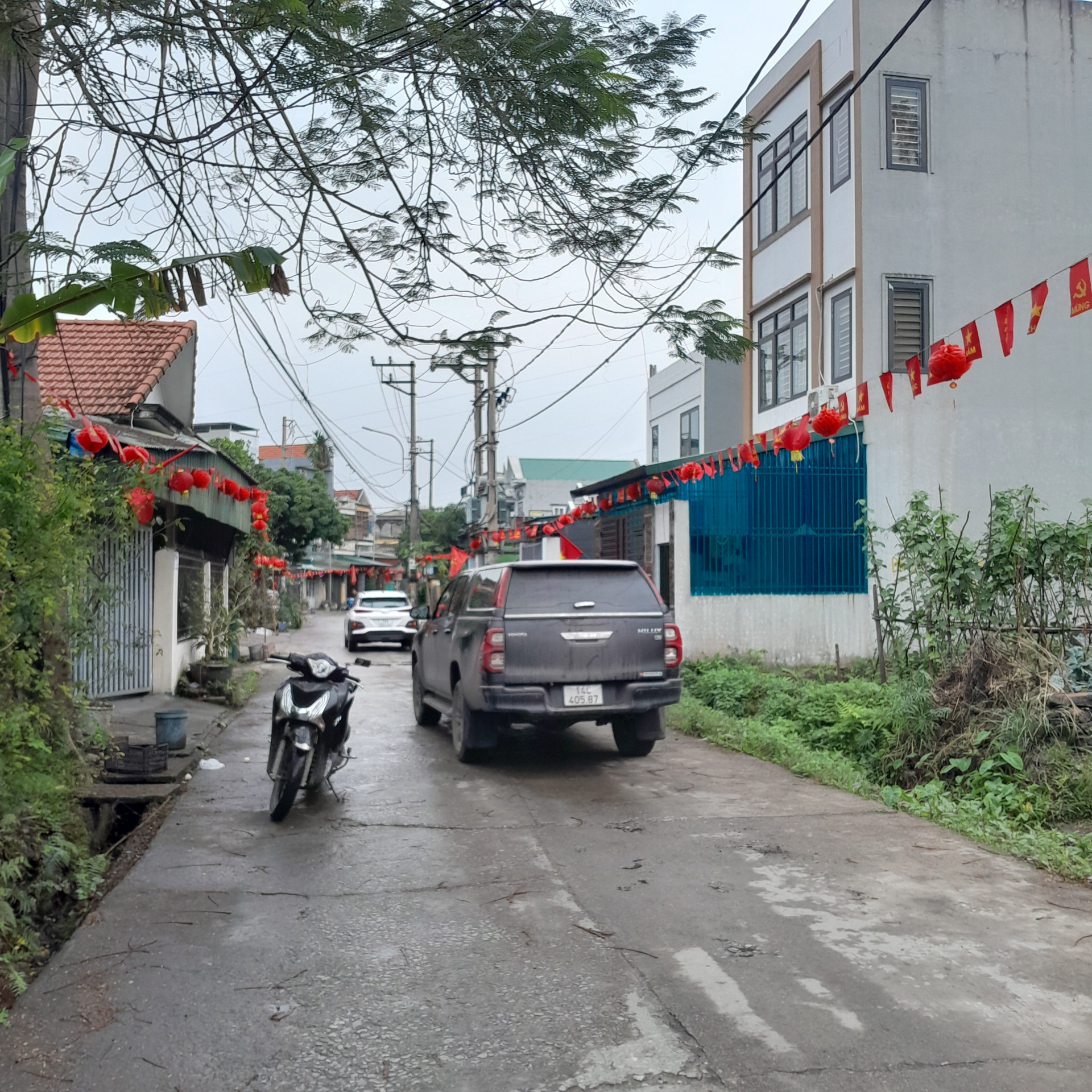 BÁN ĐẤT Ở KHU DÂN CƯ PHƯỜNG CAO XANH - TỈNH QUẢNG NINH