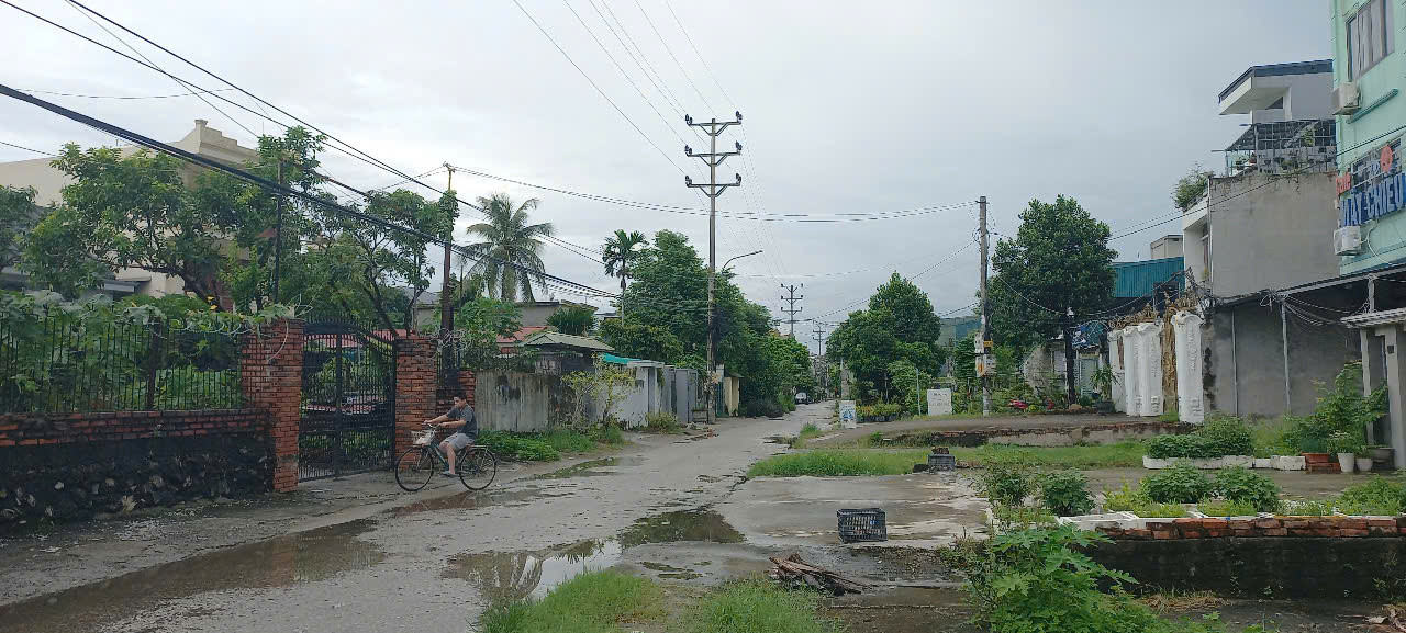 BÁN ĐẤT Ở KHU DÂN CƯ PHƯỜNG HÀ TU - TỈNH QUẢNG NINH