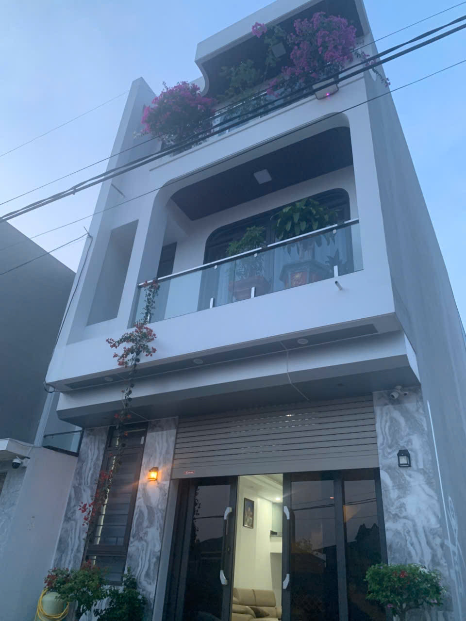 BÁN NHÀ 3 TẦNG KHU DÂN CƯ PHƯỜNG CAO XANH, TỈNH QUẢNG NINH