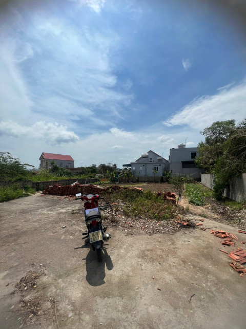 VD515 - BÁN ĐẤT Ở KHU DÂN CƯ ĐẶC KHU VÂN ĐỒN - TỈNH QUẢNG NINH