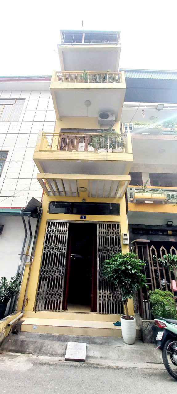 BÁN NHÀ 3,5 TẦNG PHƯỜNG HỒNG GAI - TỈNH QUẢNG NINH